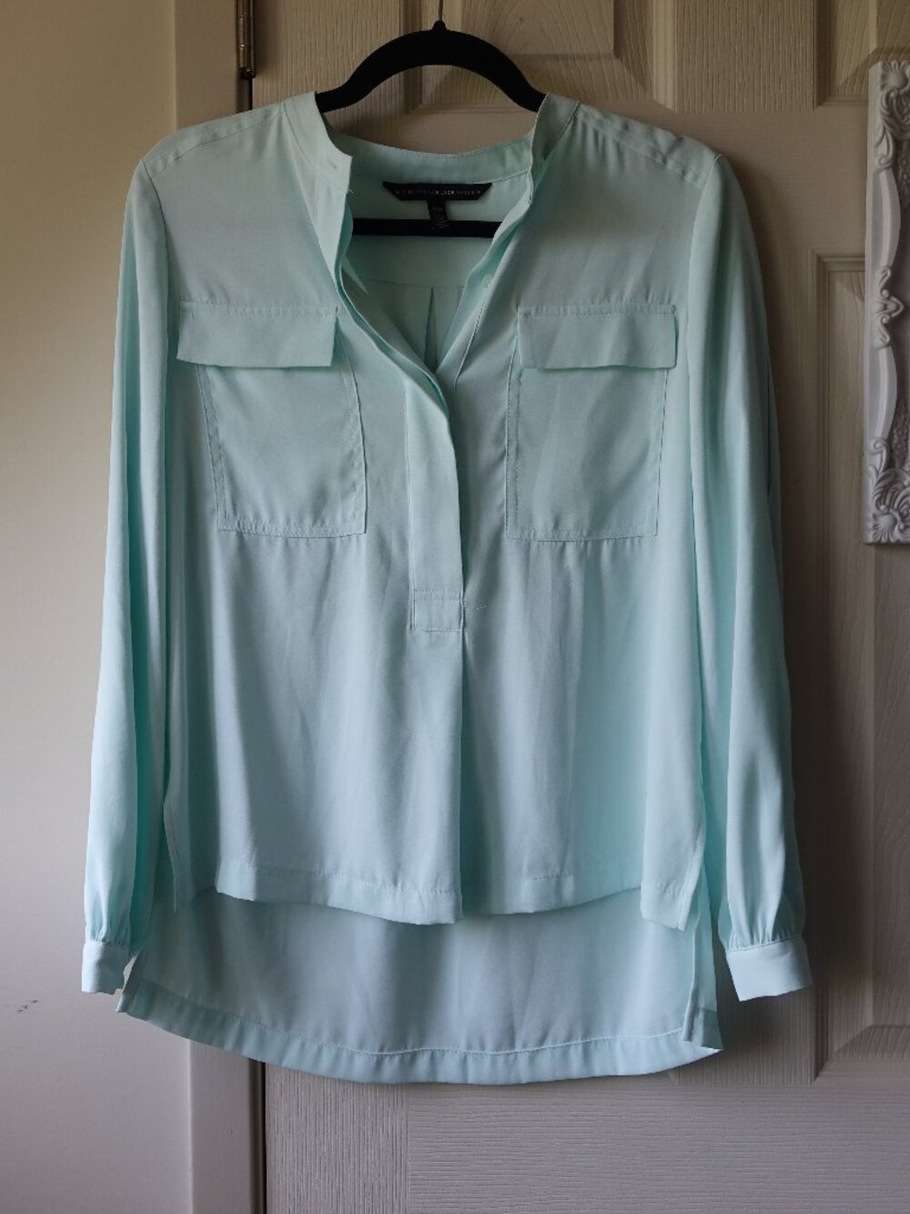 White House Black Market Mint Teal Green Long-Sleeve Blouse